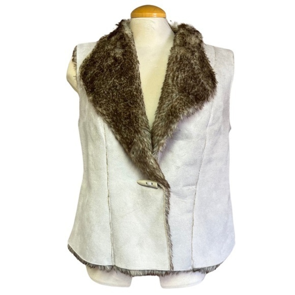 Women's Large Faux Fur / Faux Leather Dress Barn Vest - Taupe Colour